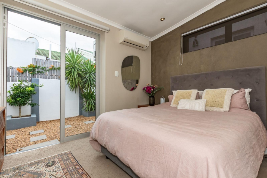 To Let 2 Bedroom Property for Rent in Sea Point Western Cape